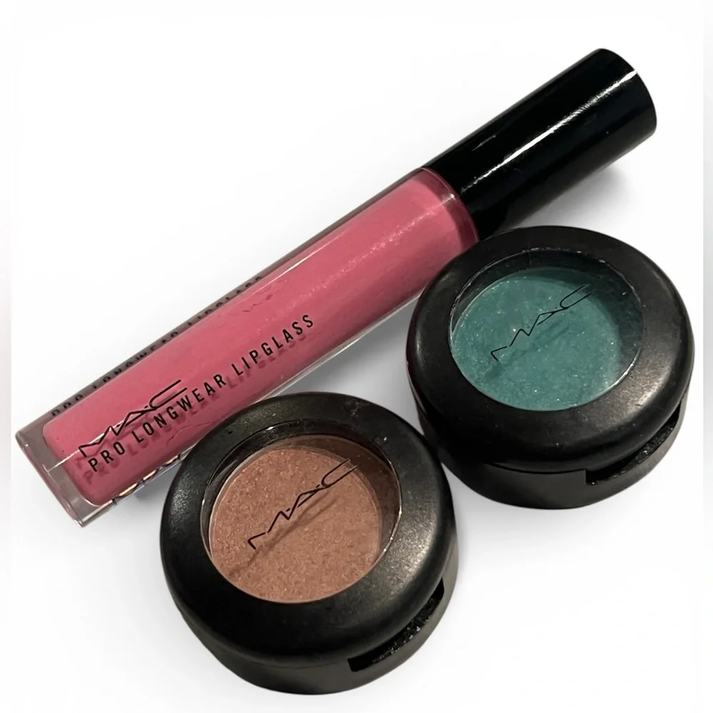 MAC Make Up Lot Naked Lunch & Aquadisiac Eye Shadows Long Love Love Lip Glass